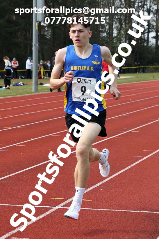 800 metres, 2021 NECAA Open Graded Meeting, Morpeth. Photo: David T. Hewitson/Sports for All Pics